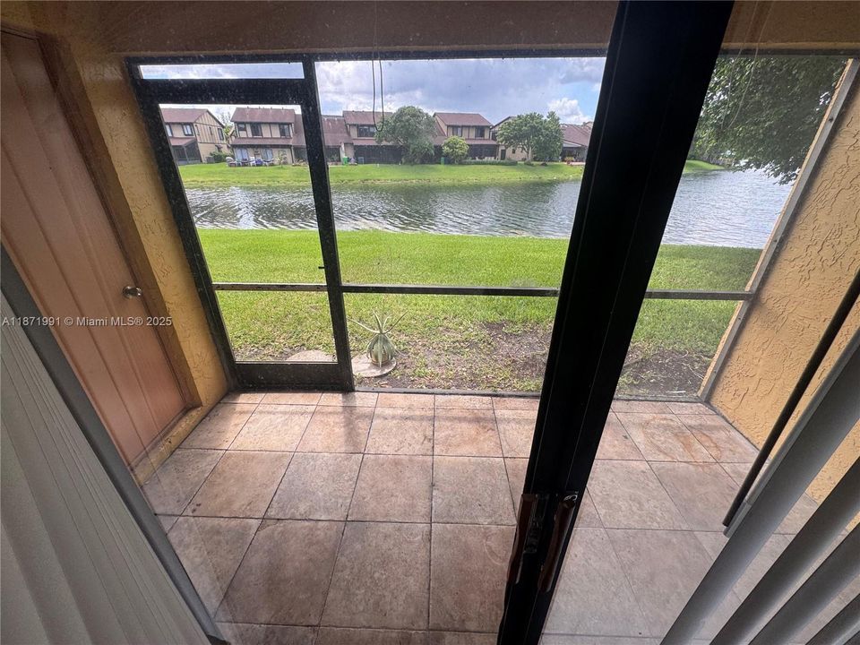 В аренду: $2,900 (3 спален, 2 ванн, 1852 Квадратных фут)