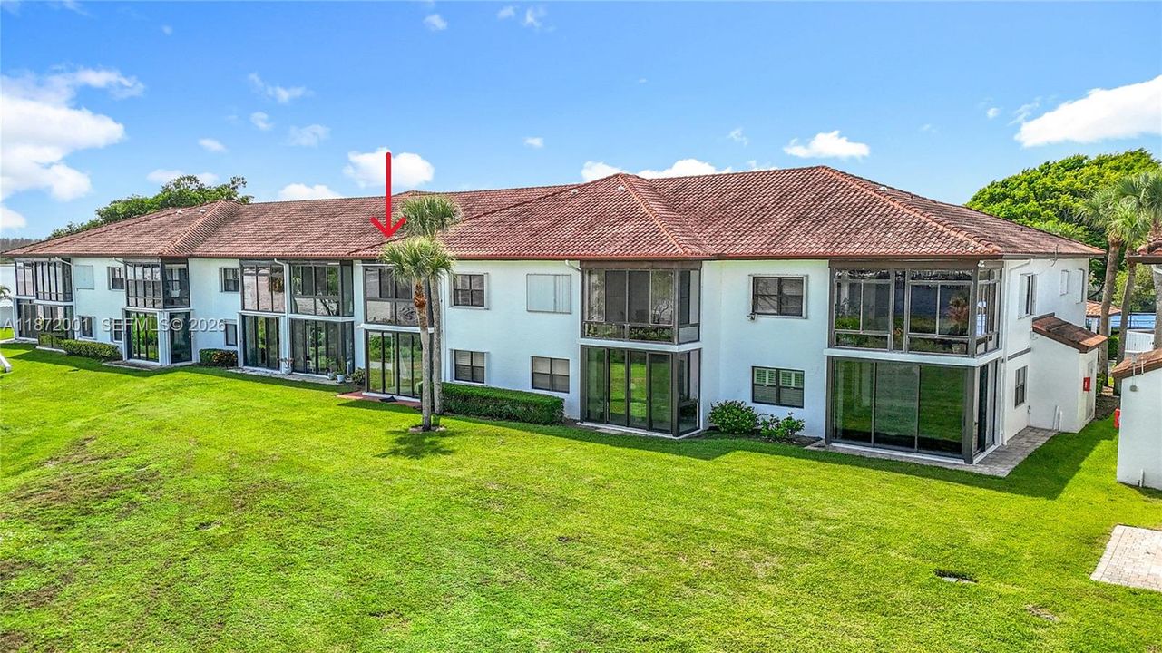 For Sale: $419,500 (2 beds, 2 baths, 1135 Square Feet)