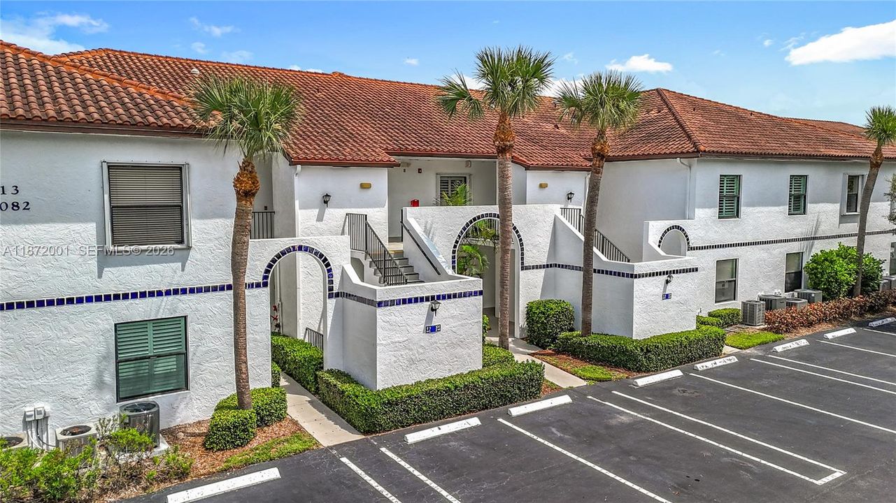 For Sale: $419,500 (2 beds, 2 baths, 1135 Square Feet)