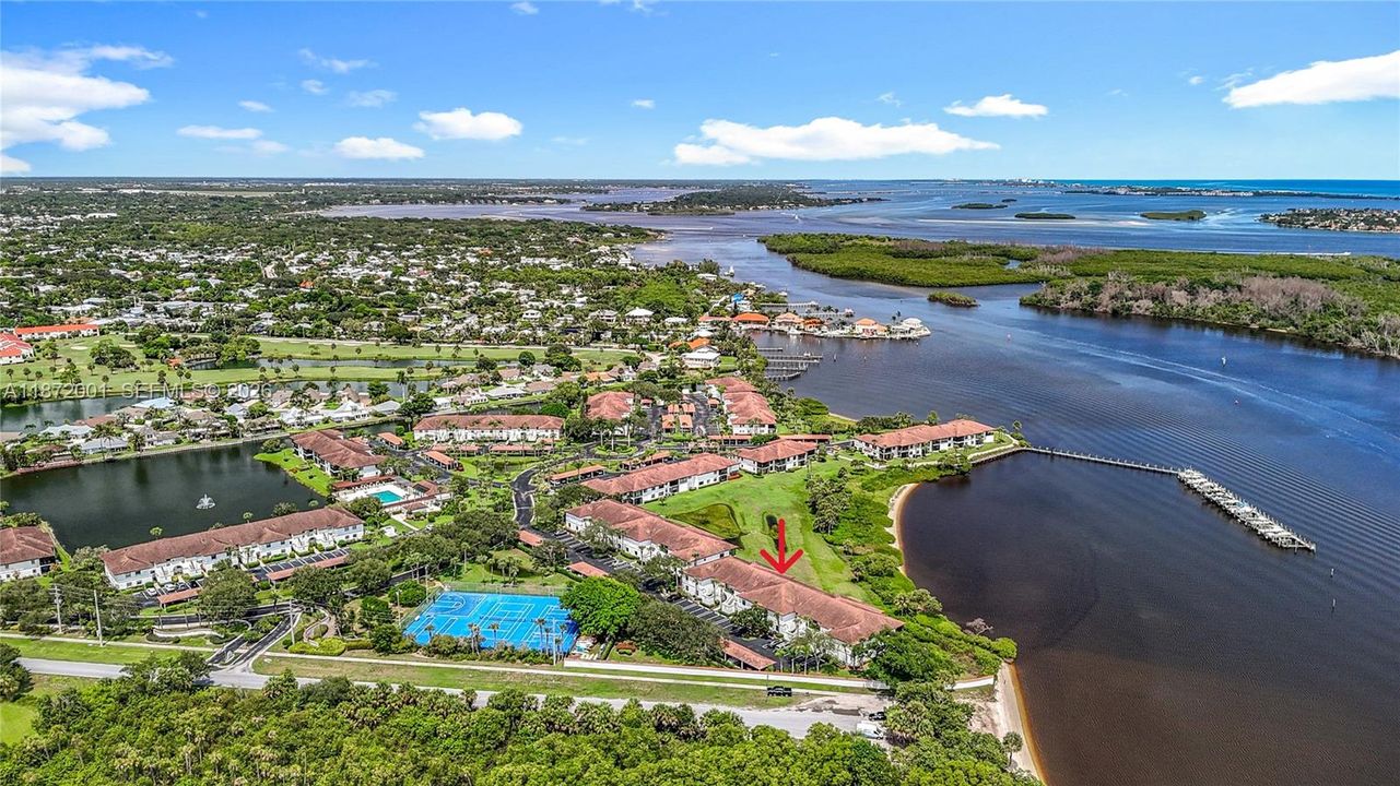 For Sale: $419,500 (2 beds, 2 baths, 1135 Square Feet)