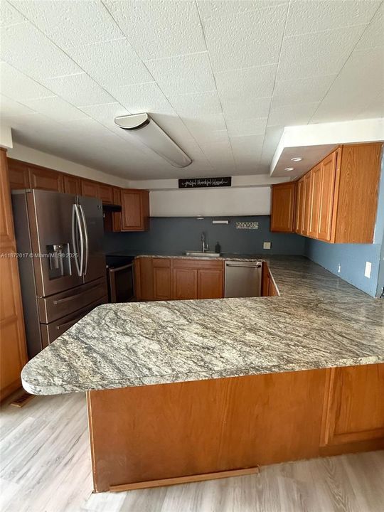 For Sale: $149,900 (2 beds, 1 baths, 960 Square Feet)