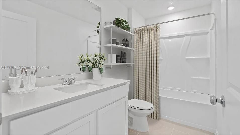 For Rent: $1,950 (4 beds, 2 baths, 1824 Square Feet)