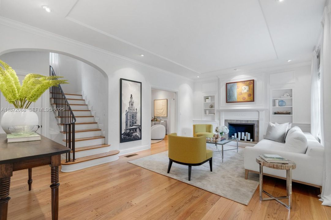 En Venta: $4,190,000 (4 camas, 3 baños, 3513 Pies cuadrados)