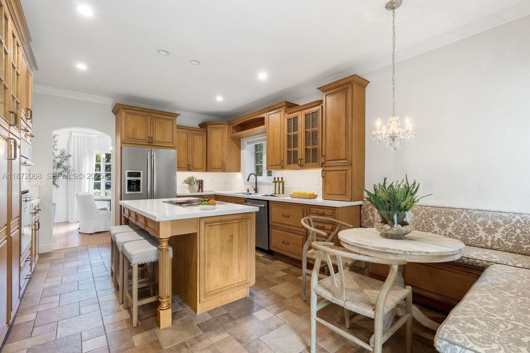 En Venta: $4,190,000 (4 camas, 3 baños, 3513 Pies cuadrados)