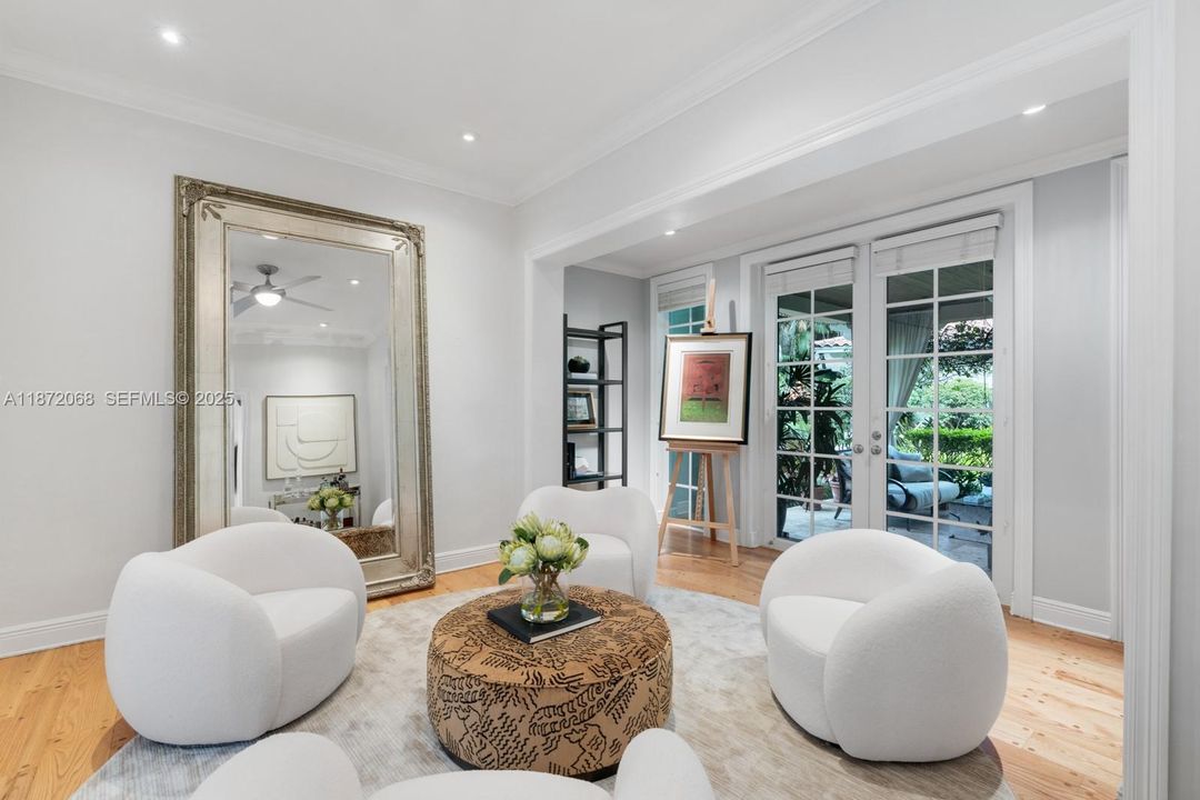 En Venta: $4,190,000 (4 camas, 3 baños, 3513 Pies cuadrados)