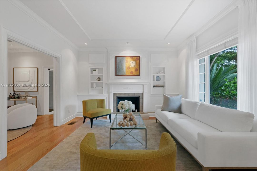 En Venta: $4,190,000 (4 camas, 3 baños, 3513 Pies cuadrados)