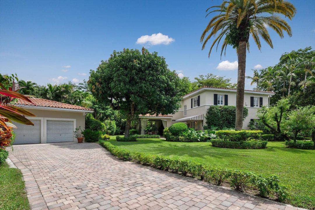 En Venta: $4,190,000 (4 camas, 3 baños, 3513 Pies cuadrados)