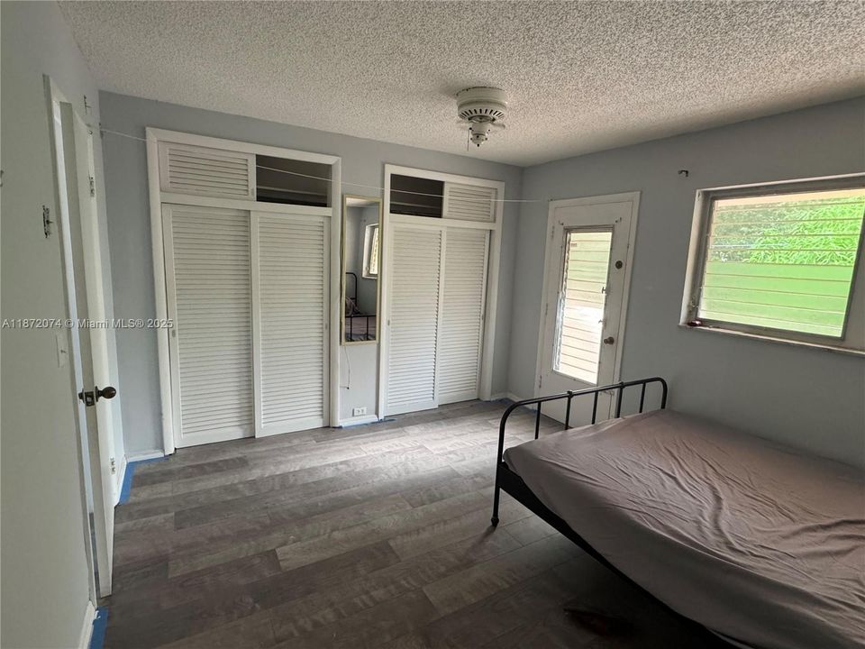 На продажу: $87,500 (1 спален, 1 ванн, 625 Квадратных фут)