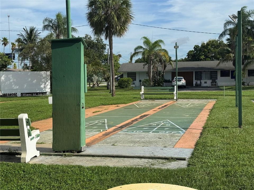 На продажу: $87,500 (1 спален, 1 ванн, 625 Квадратных фут)