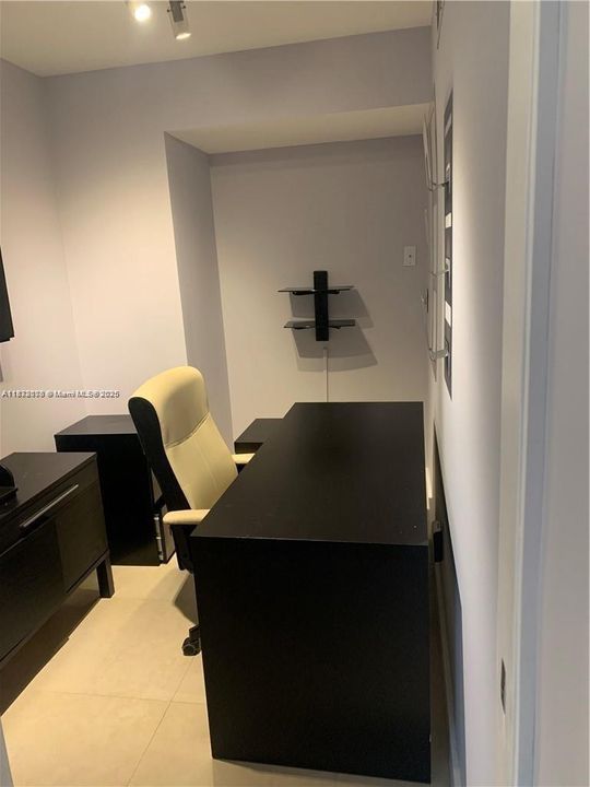 待售: $450,000 (3 贝兹, 2 浴室, 1707 平方英尺)