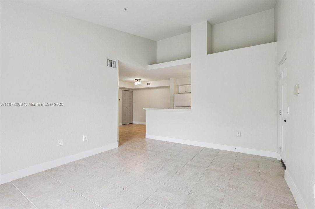 For Sale: $230,000 (3 beds, 2 baths, 1126 Square Feet)