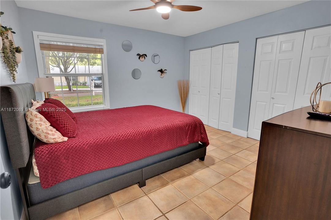 For Sale: $1,177,000 (6 beds, 3 baths, 2959 Square Feet)