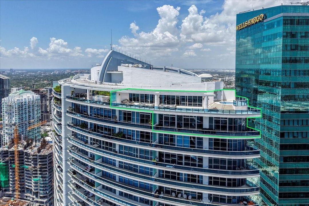 На продажу: $4,750,000 (4 спален, 4 ванн, 4310 Квадратных фут)