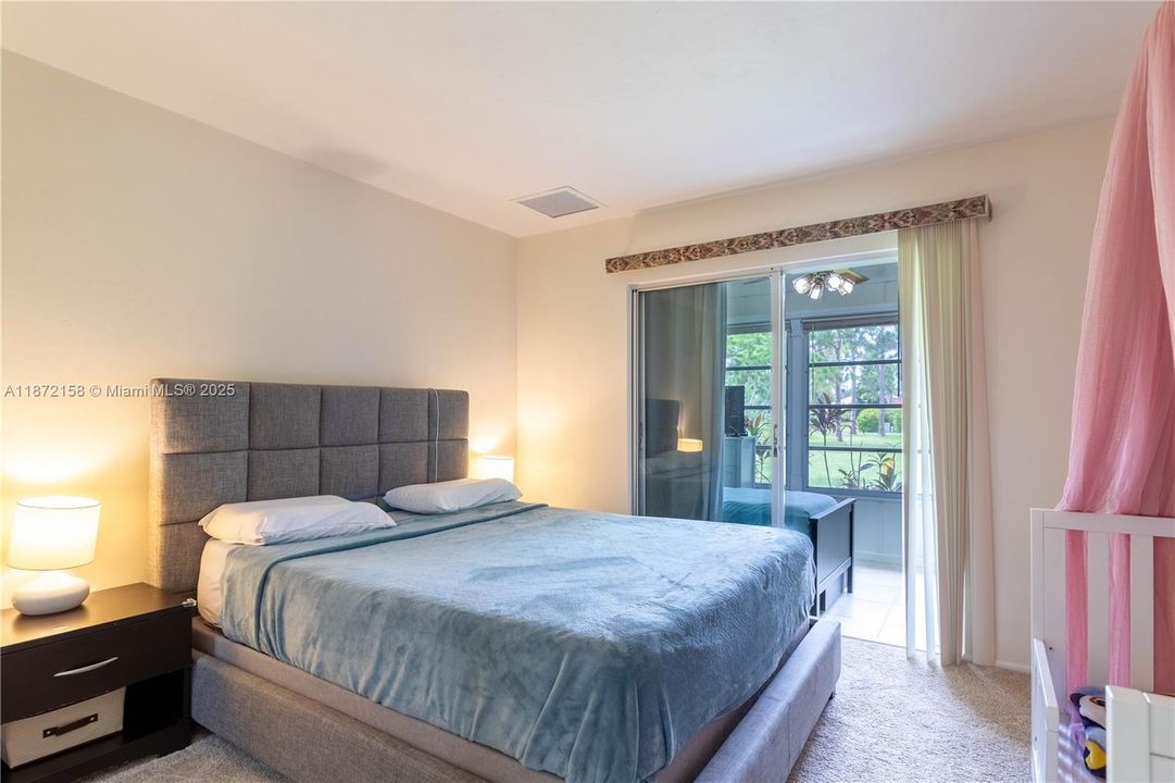 待售: $189,900 (1 贝兹, 1 浴室, 653 平方英尺)