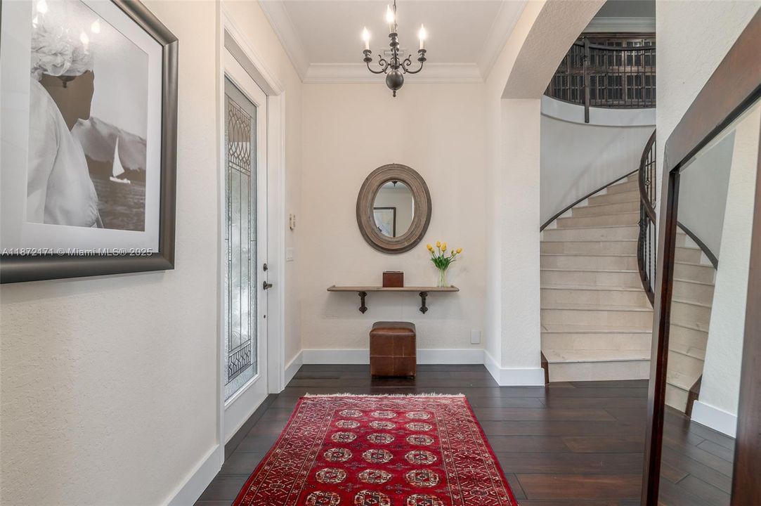 Recently Sold: $2,290,000 (5 beds, 4 baths, 4224 Square Feet)