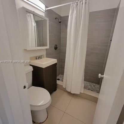 合同活跃: $1,400 (1 贝兹, 1 浴室, 440 平方英尺)