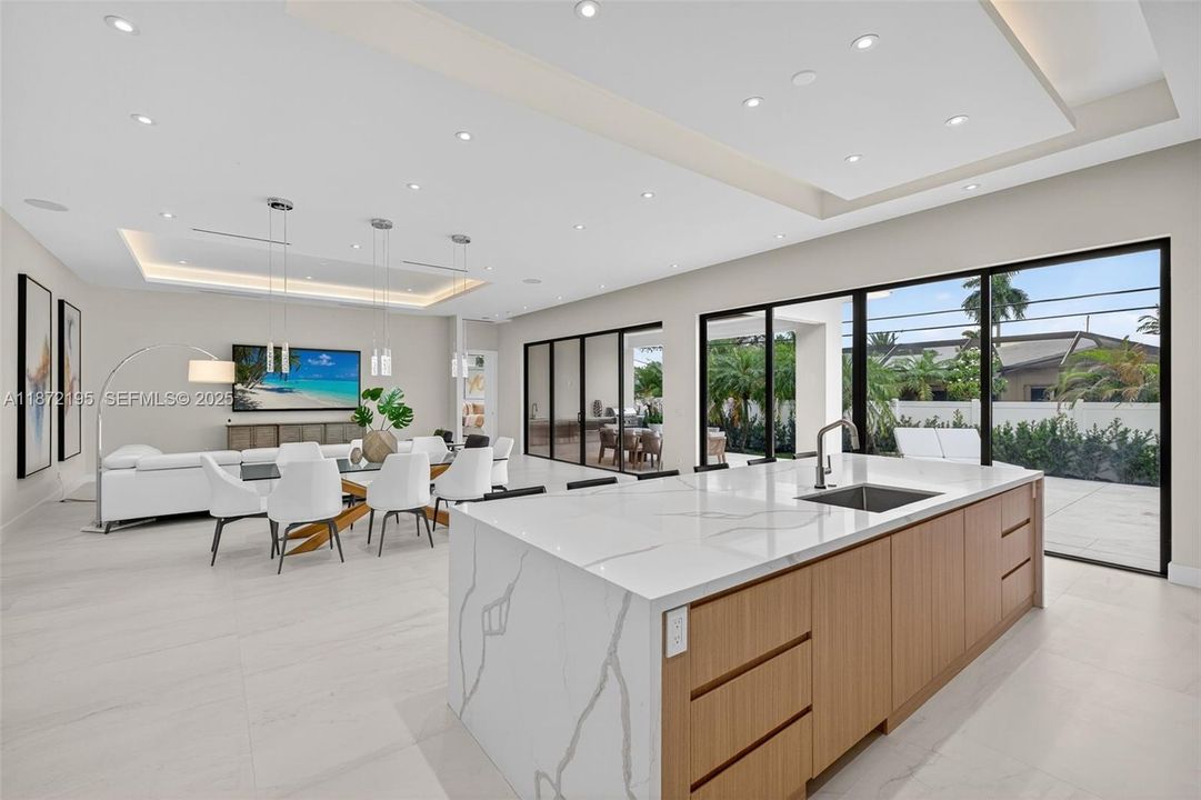 En Venta: $3,690,000 (4 camas, 4 baños, 3140 Pies cuadrados)