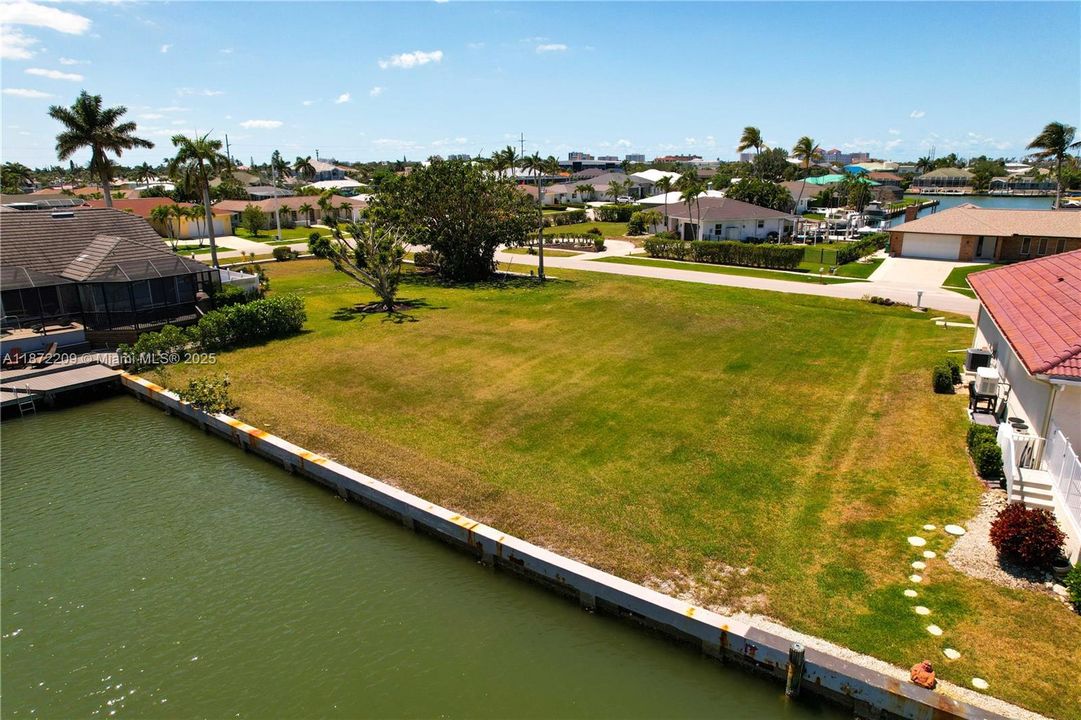 For Sale: $849,900 (0.22 acres)