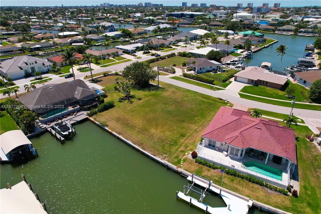 For Sale: $849,900 (0.22 acres)