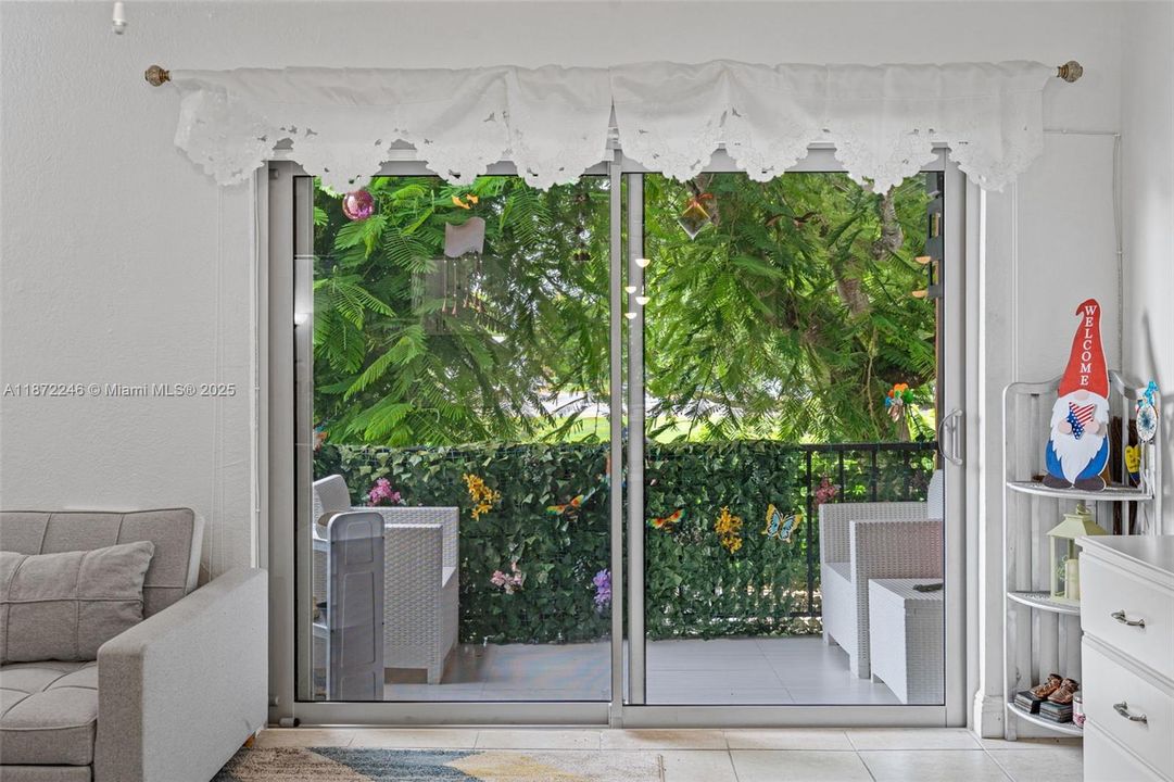 Activo con contrato: $260,000 (2 camas, 1 baños, 840 Pies cuadrados)