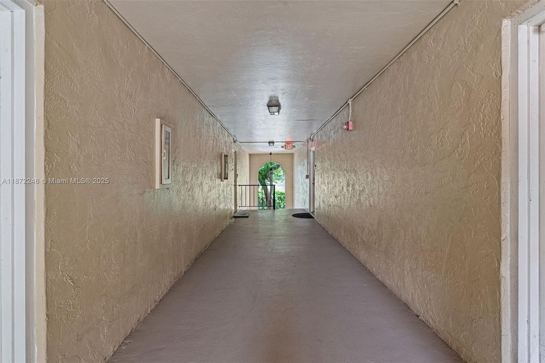 Activo con contrato: $260,000 (2 camas, 1 baños, 840 Pies cuadrados)