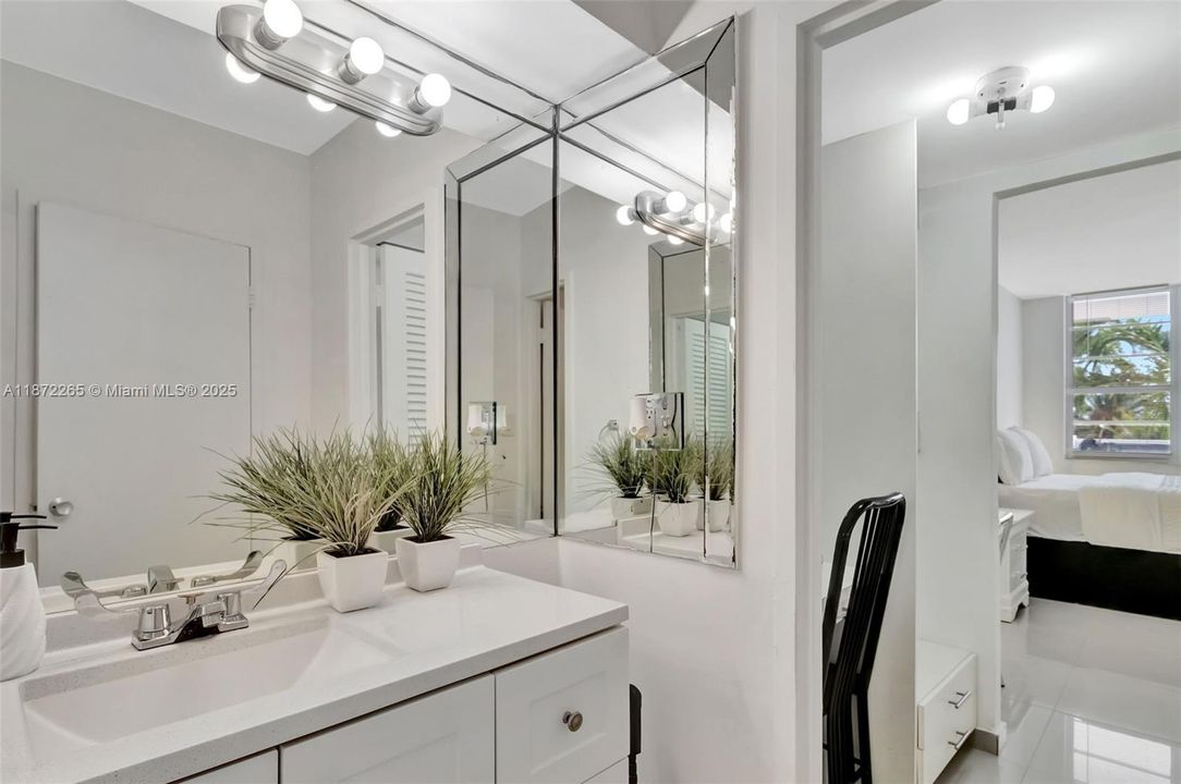 待售: $525,000 (0 贝兹, 1 浴室, 520 平方英尺)