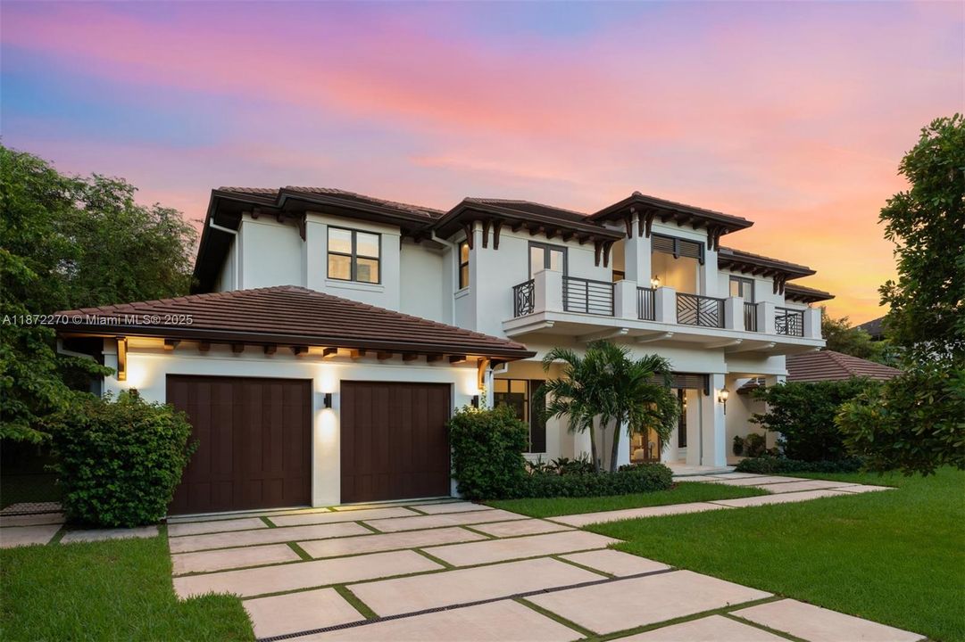 For Sale: $5,995,000 (5 beds, 5 baths, 5728 Square Feet)