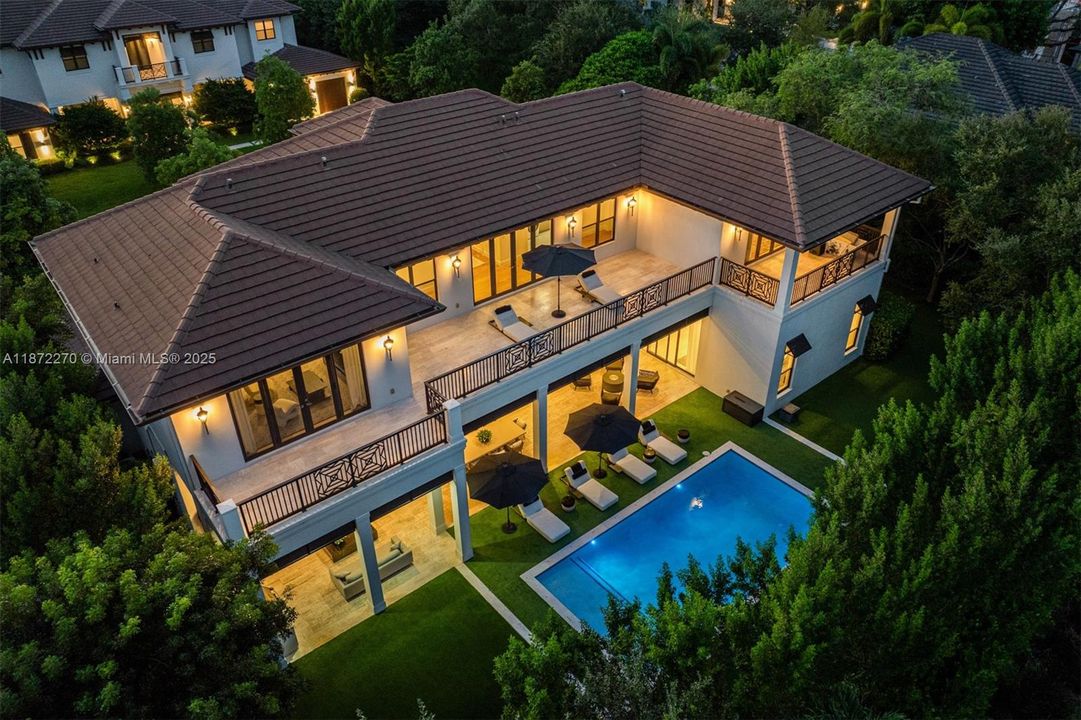 For Sale: $5,995,000 (5 beds, 5 baths, 5728 Square Feet)