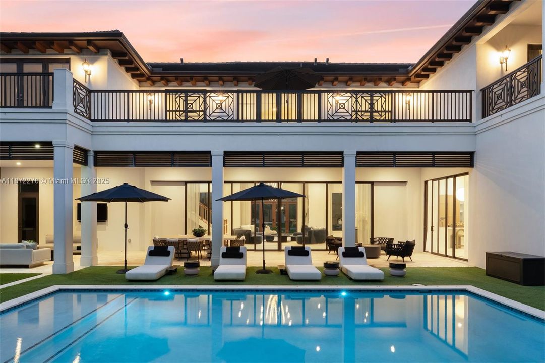 For Sale: $5,995,000 (5 beds, 5 baths, 5728 Square Feet)