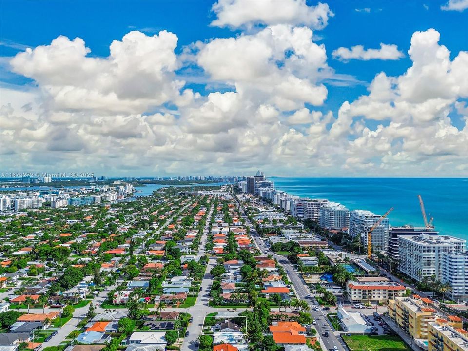 На продажу: $1,399,000 (3 спален, 2 ванн, 1257 Квадратных фут)