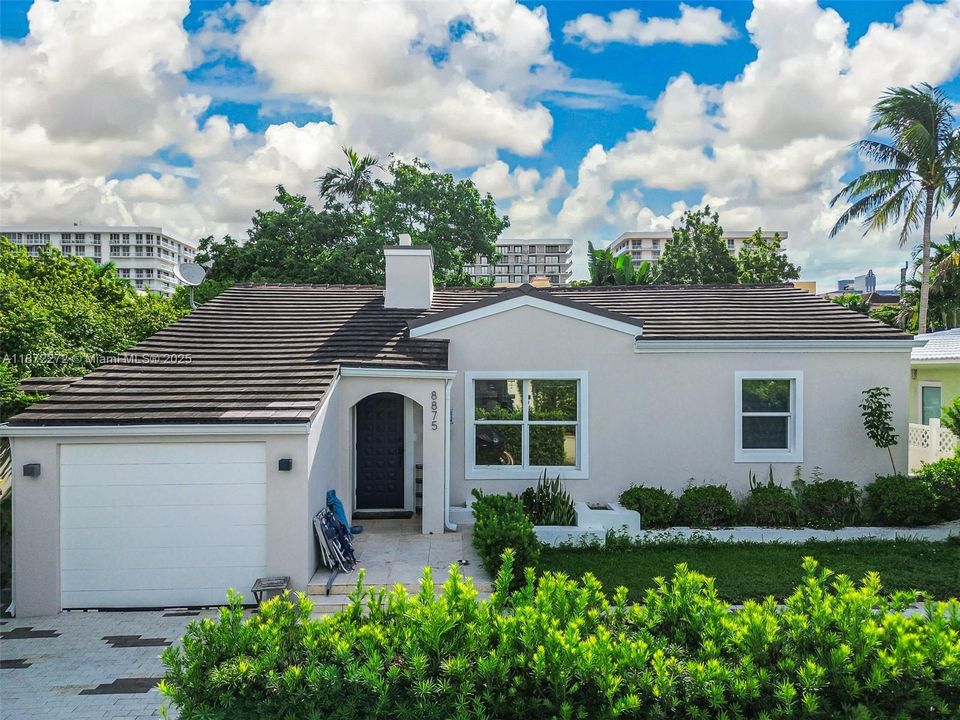 На продажу: $1,399,000 (3 спален, 2 ванн, 1257 Квадратных фут)