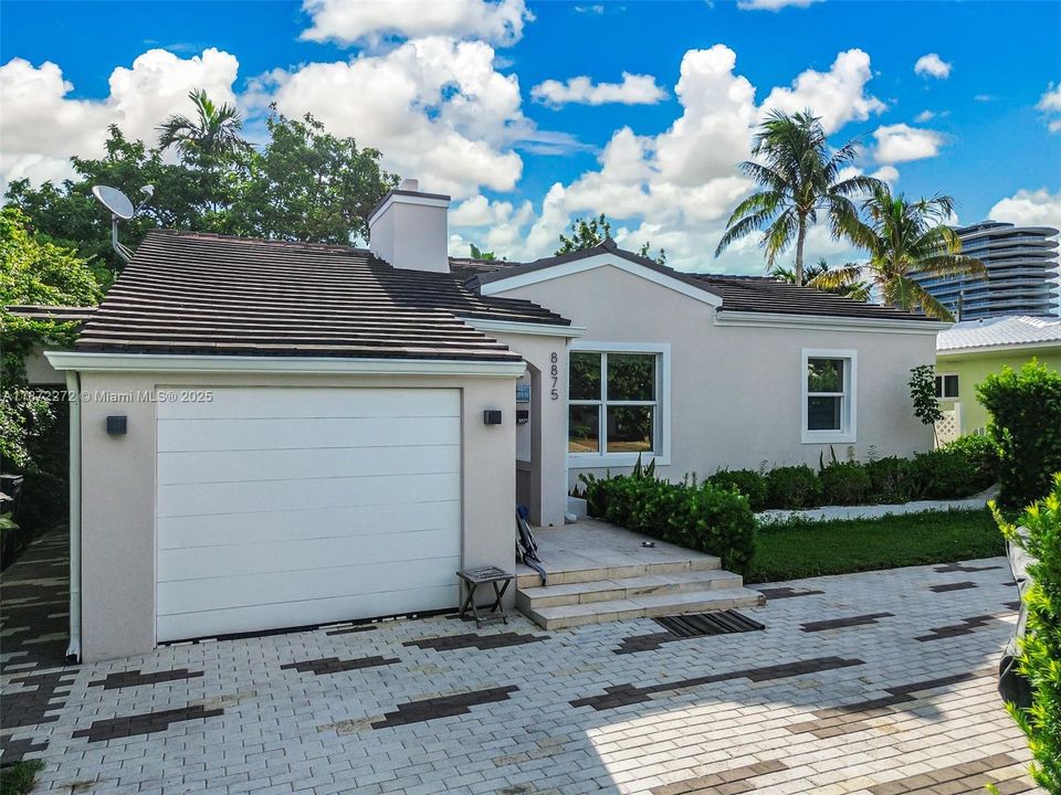 На продажу: $1,399,000 (3 спален, 2 ванн, 1257 Квадратных фут)