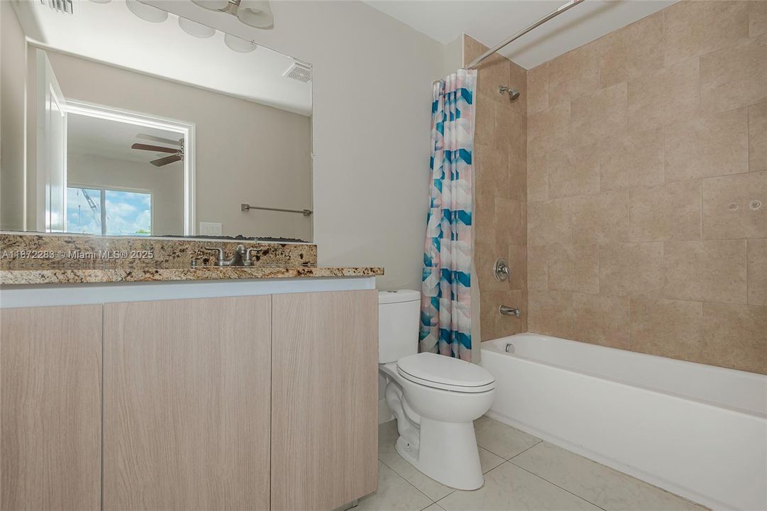 En Venta: $1,980,000 (0 camas, 0 baños, 1032 Pies cuadrados)