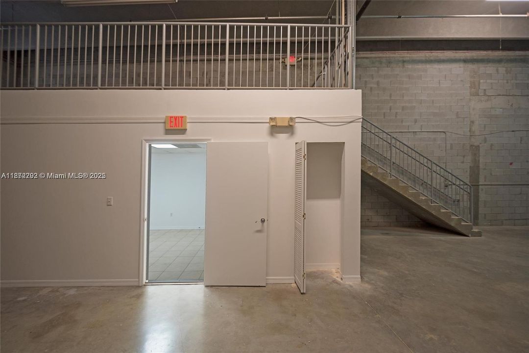 Recently Rented: $2,195 (0 beds, 0 baths, 0 Square Feet)