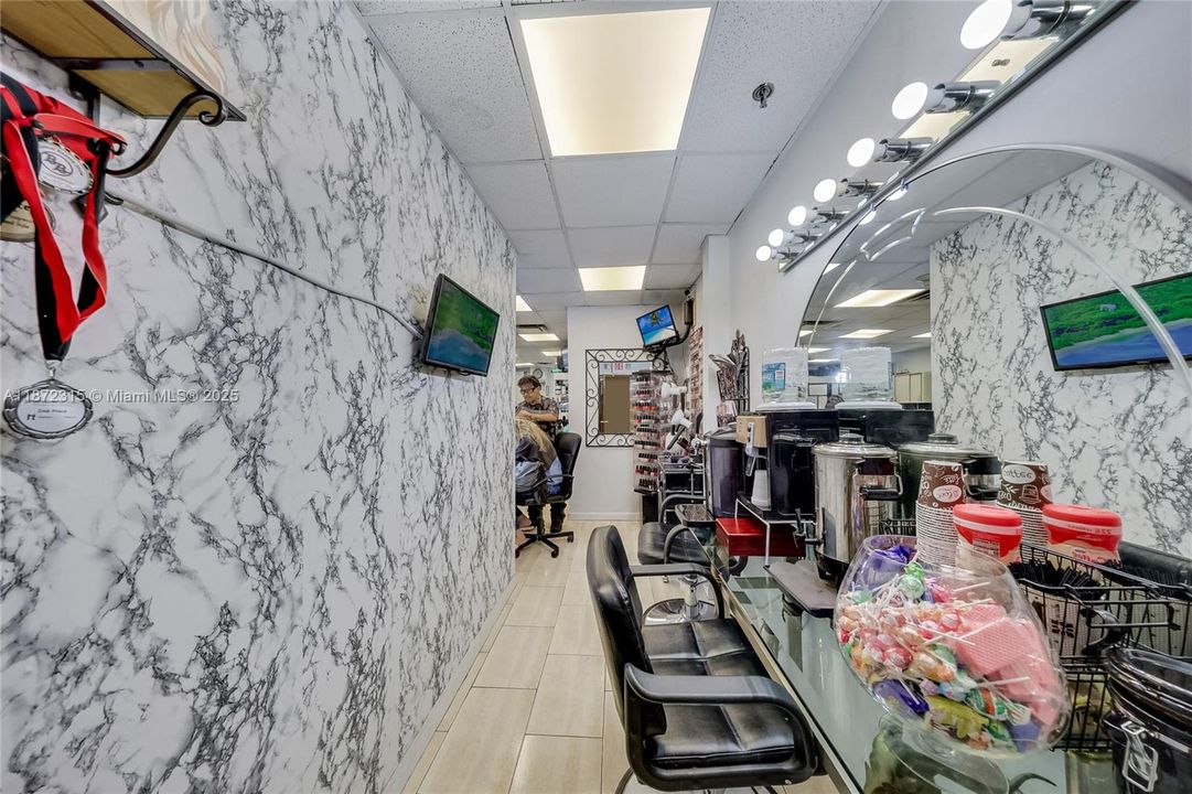 En Venta: $1,100,000 (2 camas, 2 baños, 1460 Pies cuadrados)