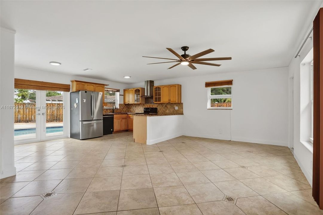 Activo con contrato: $484,900 (3 camas, 2 baños, 1208 Pies cuadrados)