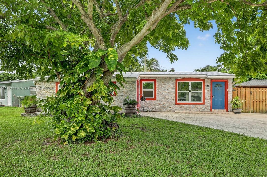 Activo con contrato: $484,900 (3 camas, 2 baños, 1208 Pies cuadrados)