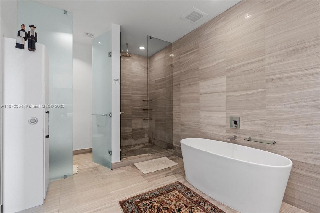 For Sale: $2,850,000 (4 beds, 4 baths, 2942 Square Feet)