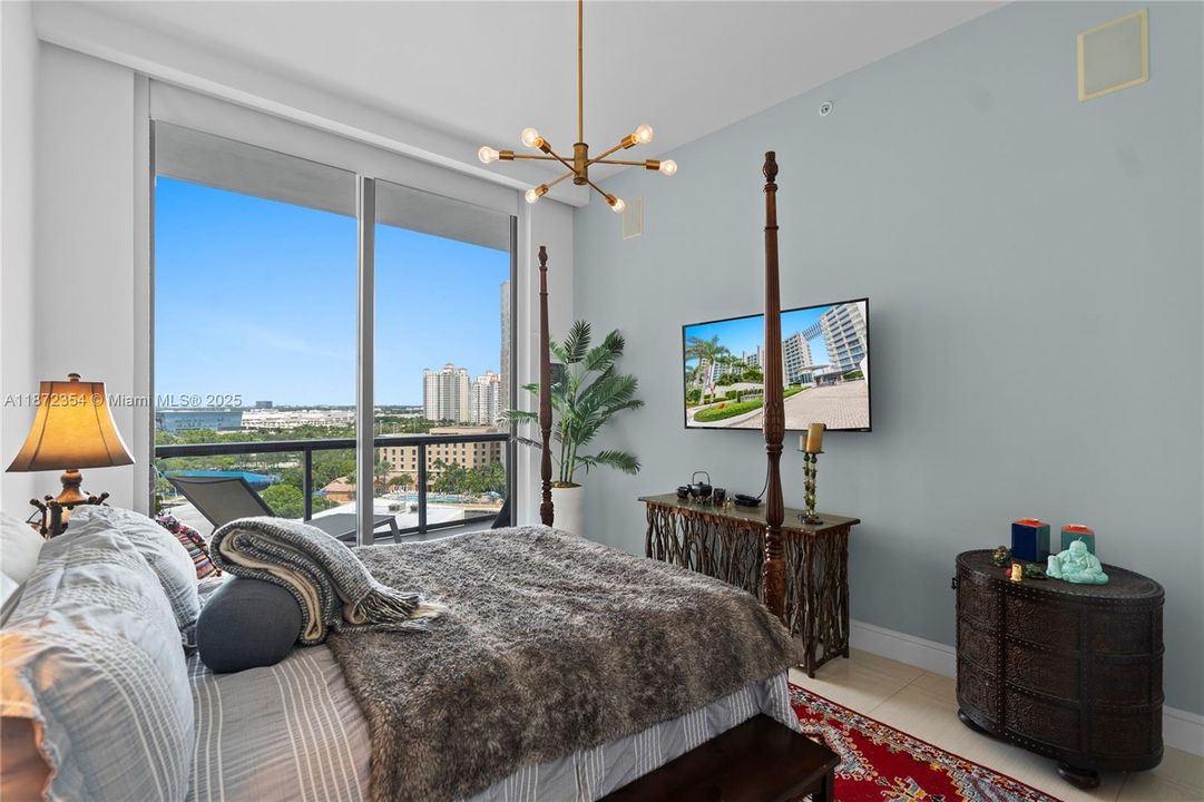 For Sale: $2,850,000 (4 beds, 4 baths, 2942 Square Feet)