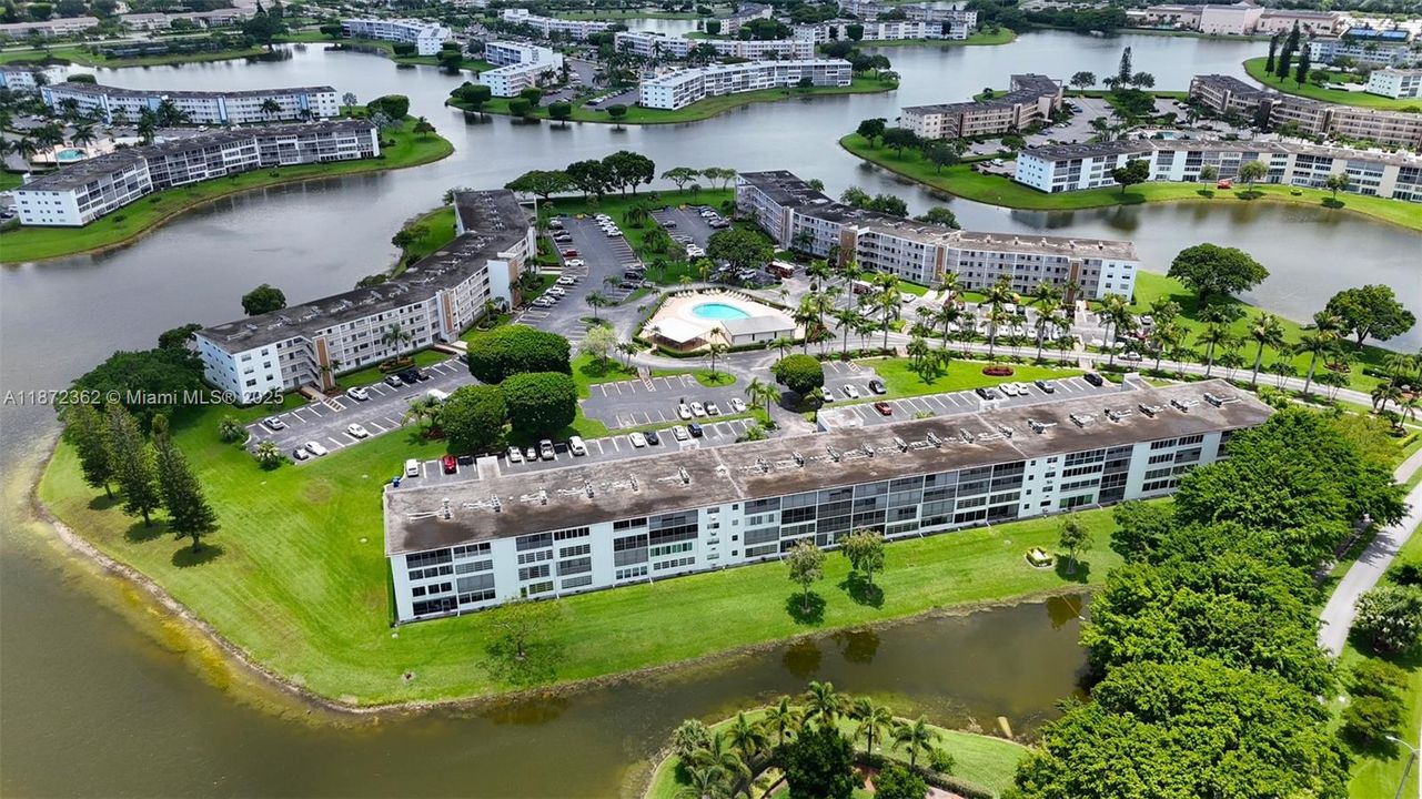 Activo con contrato: $1,500 (1 camas, 1 baños, 738 Pies cuadrados)