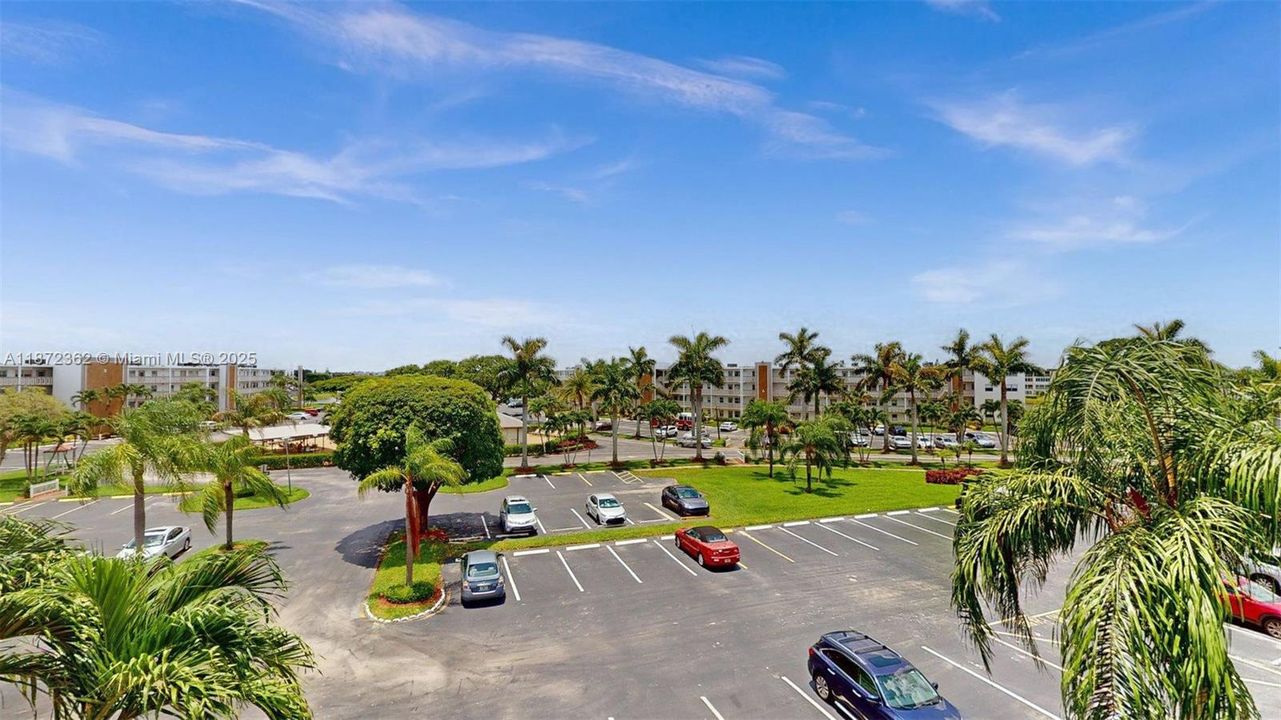 Activo con contrato: $1,500 (1 camas, 1 baños, 738 Pies cuadrados)