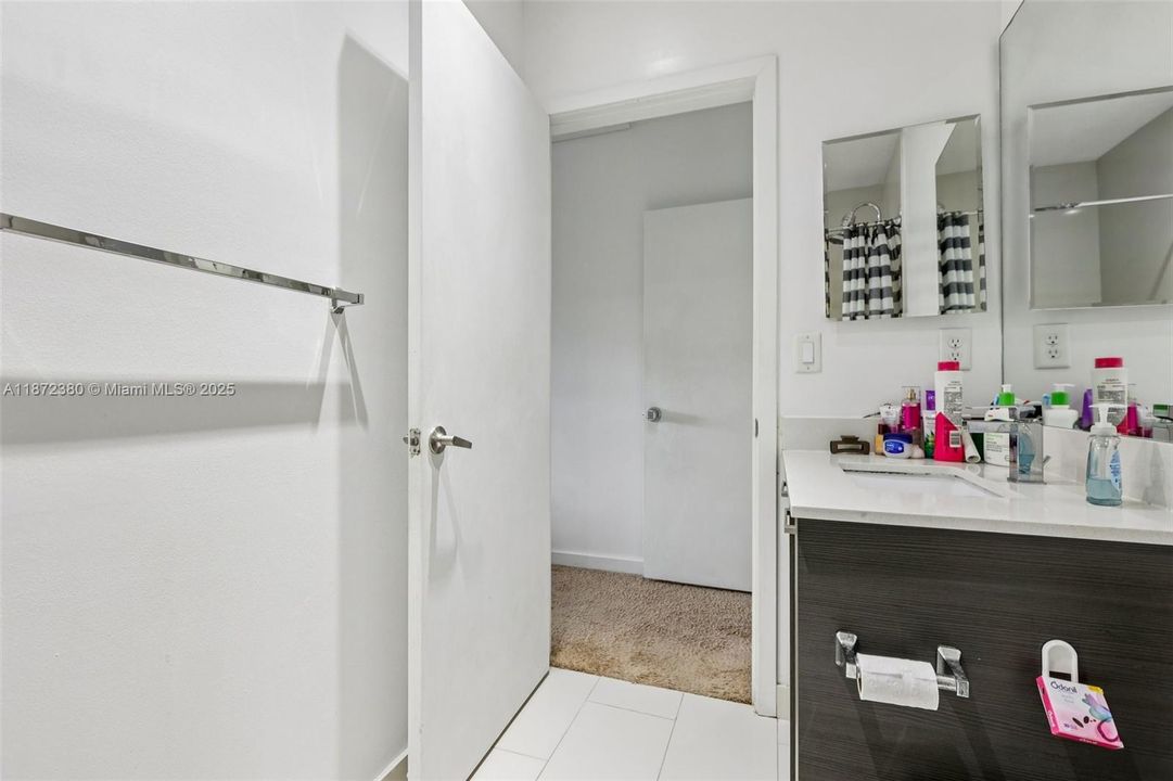 For Sale: $360,000 (3 beds, 2 baths, 1360 Square Feet)