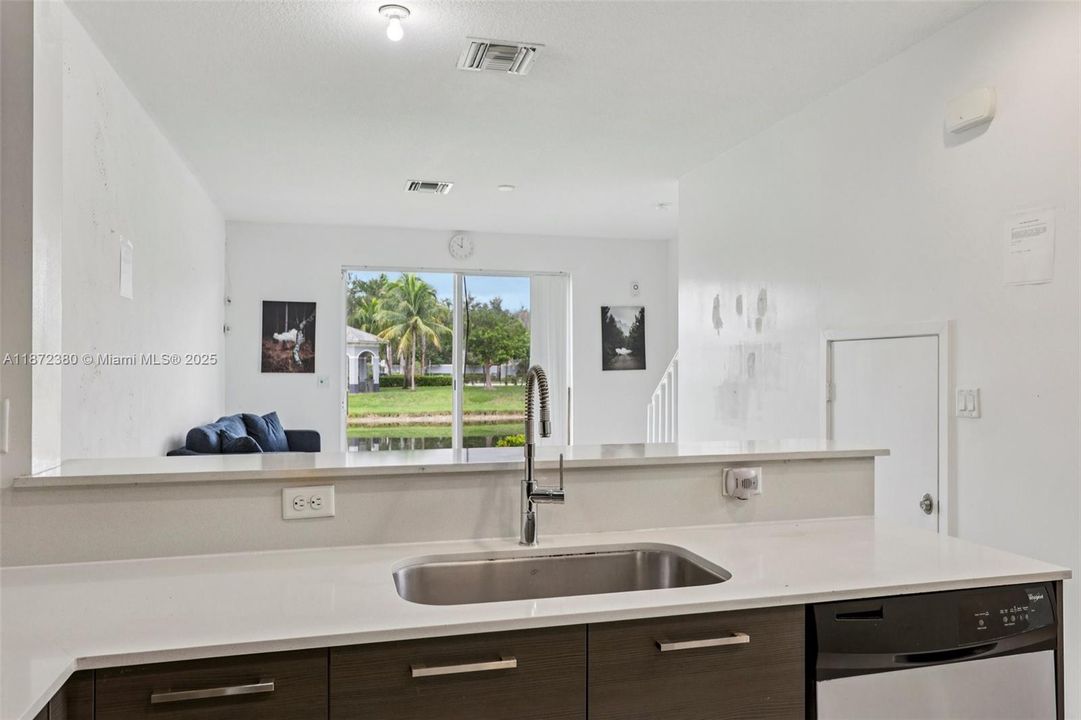 For Sale: $360,000 (3 beds, 2 baths, 1360 Square Feet)