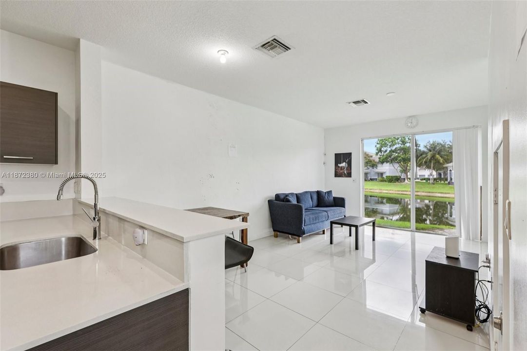 For Sale: $360,000 (3 beds, 2 baths, 1360 Square Feet)