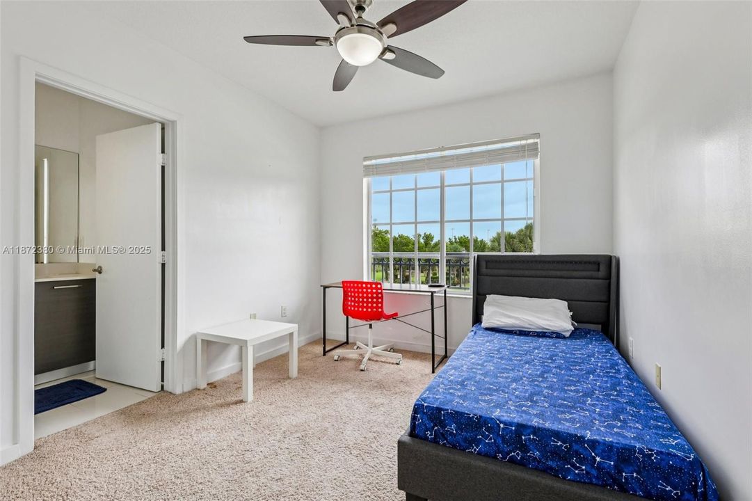 For Sale: $360,000 (3 beds, 2 baths, 1360 Square Feet)