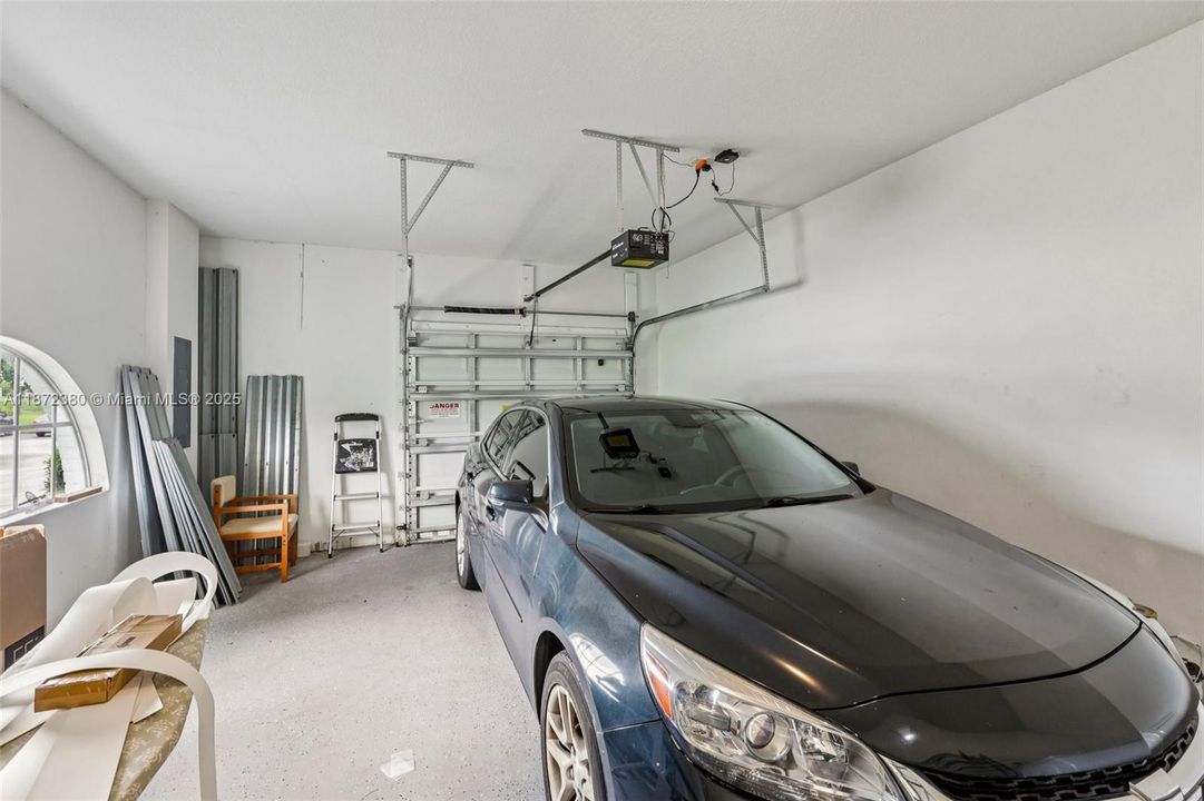 For Sale: $360,000 (3 beds, 2 baths, 1360 Square Feet)