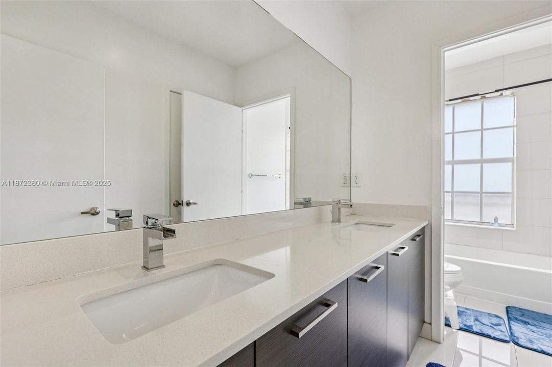 For Sale: $360,000 (3 beds, 2 baths, 1360 Square Feet)