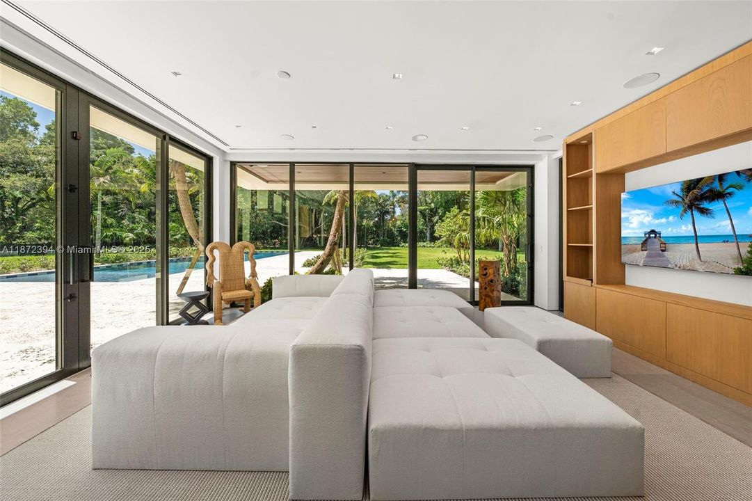 For Sale: $31,500,000 (7 beds, 7 baths, 0 Square Feet)