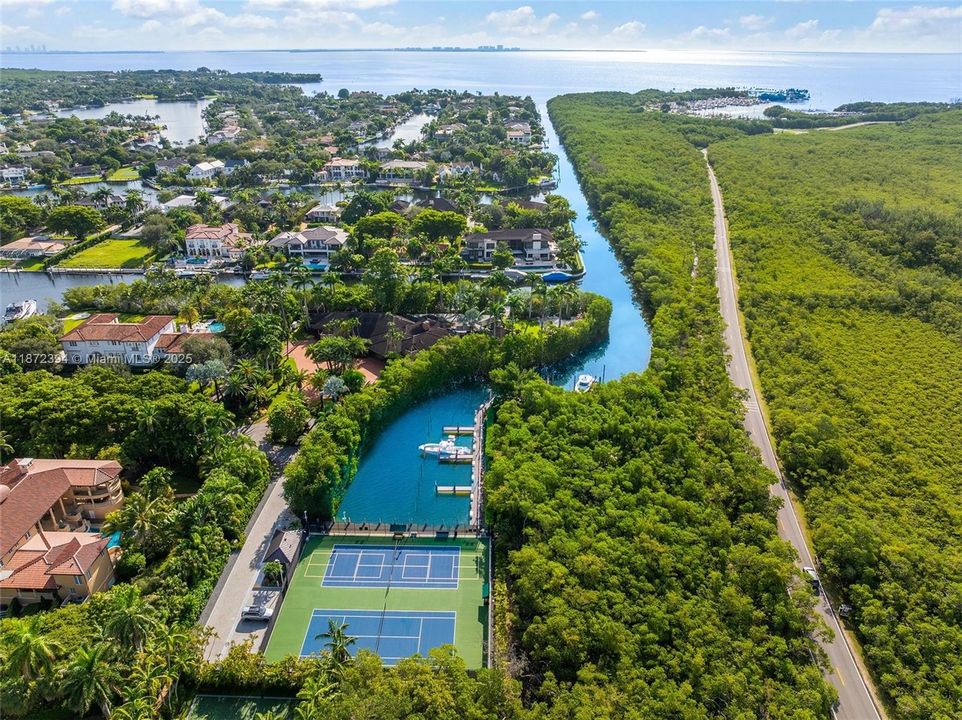 For Sale: $31,500,000 (7 beds, 7 baths, 0 Square Feet)