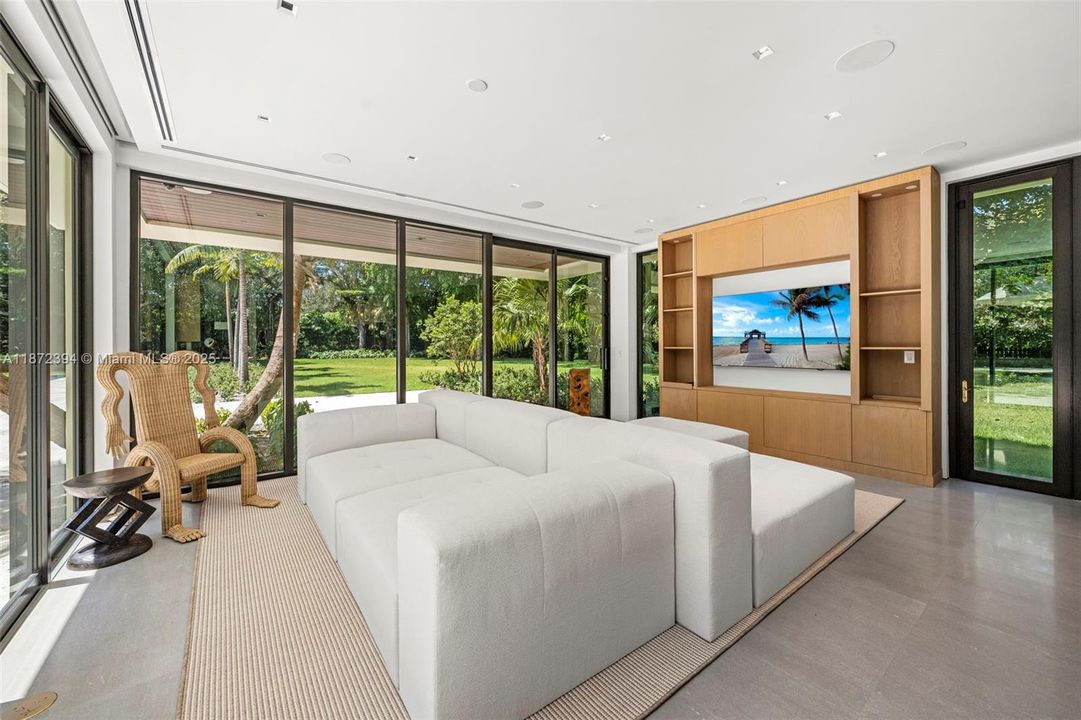 For Sale: $31,500,000 (7 beds, 7 baths, 0 Square Feet)